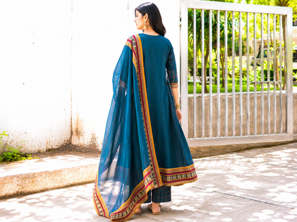 Mayiliragu handloom set