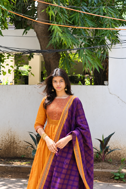Coral handloom  set