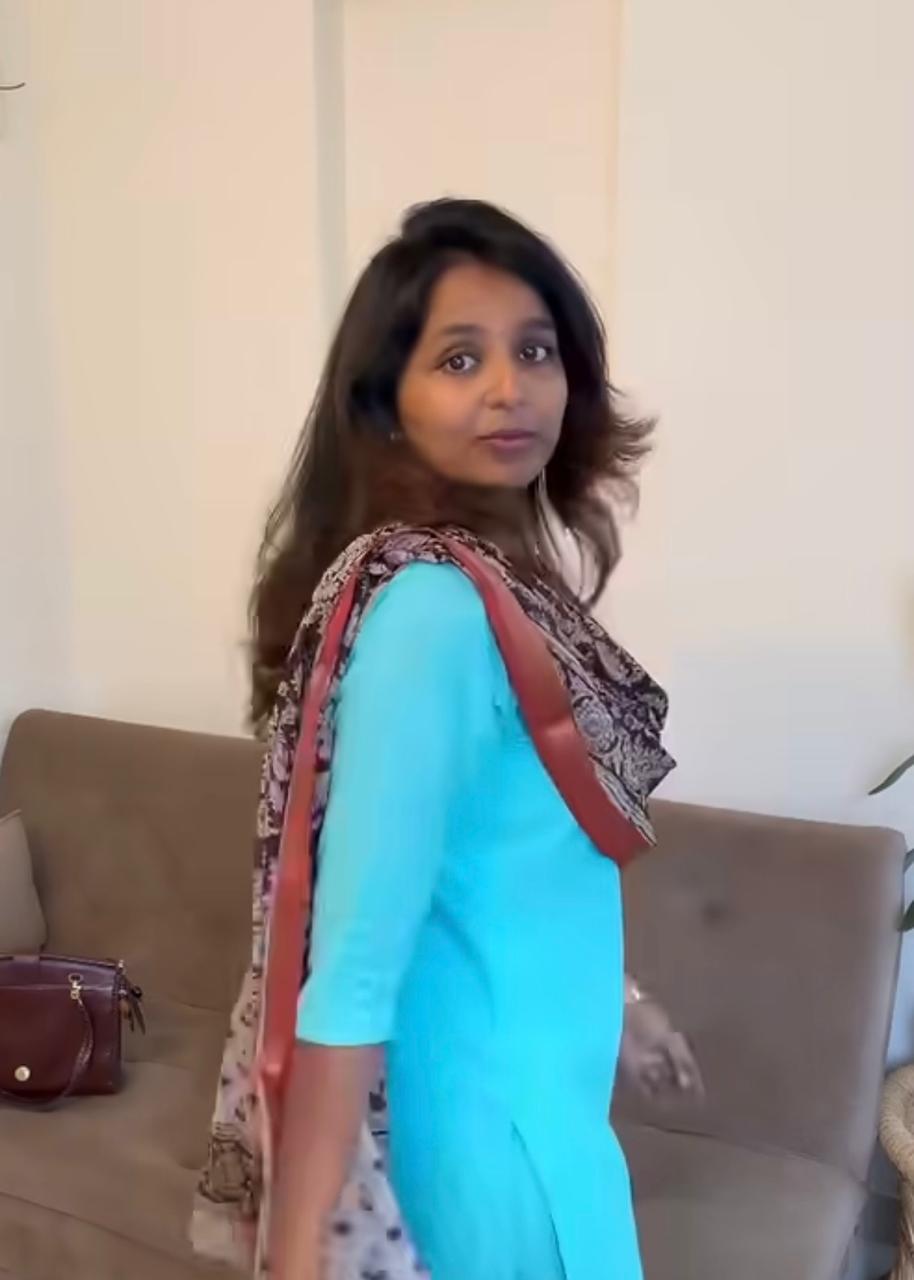 Mangalgiri Blue Charm